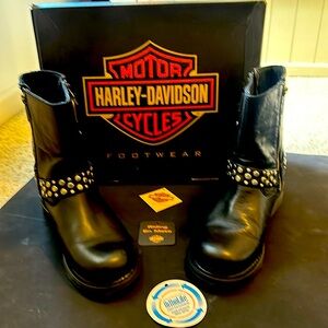 Brand new size 8 black Harley Davidson Vada Harness boots